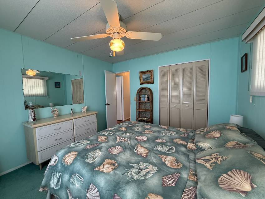 31 Center Rd a Palmetto, FL Mobile or Manufactured Home for Sale